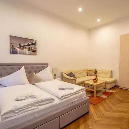 Vojtesska Apartment By Ruterra Prague Extérieur photo