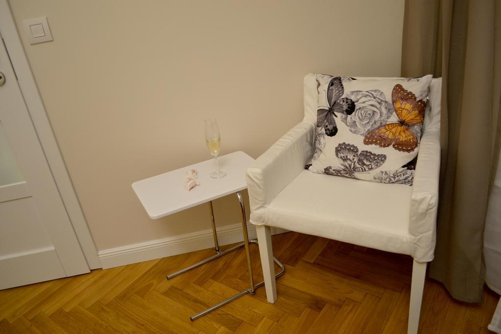 Vojtesska Apartment By Ruterra Prague Extérieur photo